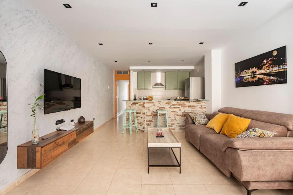 Castelplace Beach Con Plaza De Garage Incluida, Free Parking And Ac Alicante Exteriör bild